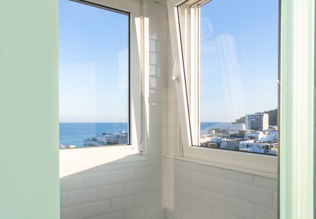 Apartamento em Rio de Janeiro - Belo no Leblon |Vista p/ Morro 2 irmãos| GUC6 ZN1 Apartamento em Rio de Janeiro - Belo no Leblon |Vista p/ Morro 2 irmãos| GUC6 ZN1