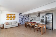 Apartamento em Rio de Janeiro - Belo no Leblon |Vista p/ Morro 2 irmãos| GUC6 ZN1