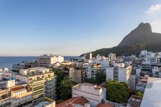 Apartamento em Rio de Janeiro - Belo no Leblon |Vista p/ Morro 2 irmãos| GUC6 ZN1