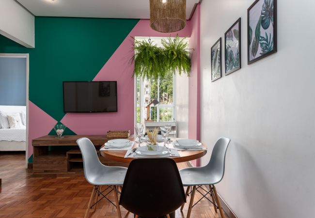 Apartamento em Rio de Janeiro - 6 minutos da praia de Copacabana | RDL1112 Apartamento em Rio de Janeiro - 6 minutos da praia de Copacabana | RDL1112