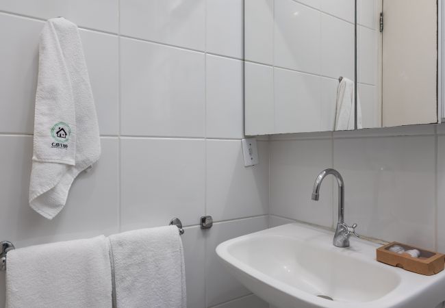 Apartamento em Rio de Janeiro - 6 minutos da praia de Copacabana | RDL1112 Apartamento em Rio de Janeiro - 6 minutos da praia de Copacabana | RDL1112