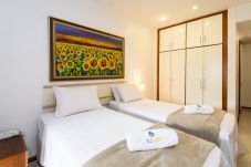 Quarto em Rio de Janeiro - Sossego em Copacabana|  200m da praia | RPP103 