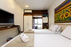 Quarto em Rio de Janeiro - Sossego em Copacabana|  200m da praia | RPP103 
