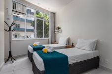 Apartamento em Rio de Janeiro - 3 minutos da praia de Copacabana | DF219