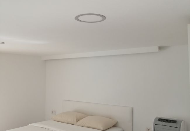 Estúdio em Santa Cruz de Tenerife - HomeForGuest Nuevo* Volcano Modern & Minimalist Loft Estúdio em Santa Cruz de Tenerife - HomeForGuest Nuevo* Volcano Modern & Minimalist Loft