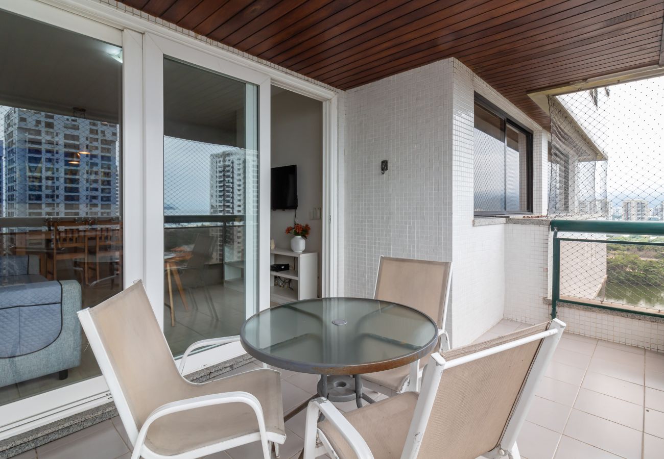 Apartamento em Rio de Janeiro - Atraente na Barra da Tijuca com vista | AS1602