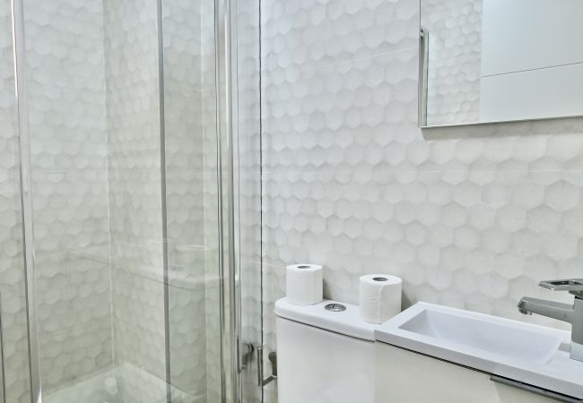 Apartamento em Madrid - MADRID RIO - PALACIO REAL- HOSPITAL 12 OCTUBRE -3 ROOMS - 2 BATHROOMS.Temporal  Apartamento em Madrid - MADRID RIO - PALACIO REAL- HOSPITAL 12 OCTUBRE -3 ROOMS - 2 BATHROOMS.Temporal
