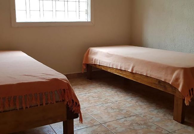 Casa em Caraguatatuba - Casa com churrasqueira no Centro de Caraguatatuba Casa em Caraguatatuba - Casa com churrasqueira no Centro de Caraguatatuba