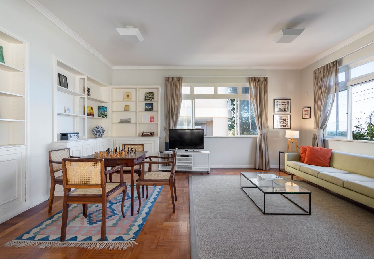 Apartamento em Rio de Janeiro - Refúgio literário, próximo ao Arpoador | FCO501 Apartamento em Rio de Janeiro - Refúgio literário, próximo ao Arpoador | FCO501