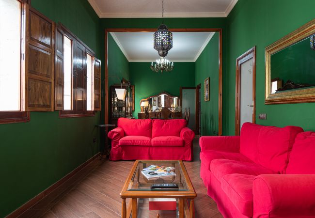 Apartamento em Arucas - HomeForGuest NUEVO Dúplex con Azotea junto a la Catedral de Arucas