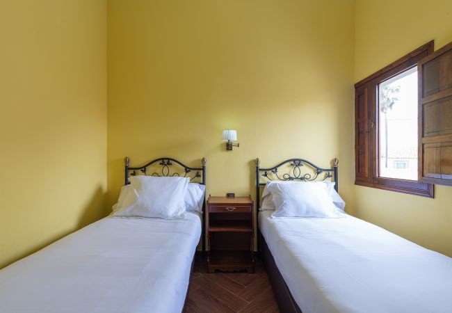 Apartamento em Arucas - HomeForGuest NUEVO Dúplex con Azotea junto a la Catedral de Arucas Apartamento em Arucas - HomeForGuest NUEVO Dúplex con Azotea junto a la Catedral de Arucas