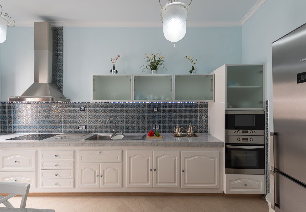 Apartamento em Arucas - HomeForGuest NUEVO Dúplex con Azotea junto a la Catedral de Arucas Apartamento em Arucas - HomeForGuest NUEVO Dúplex con Azotea junto a la Catedral de Arucas
