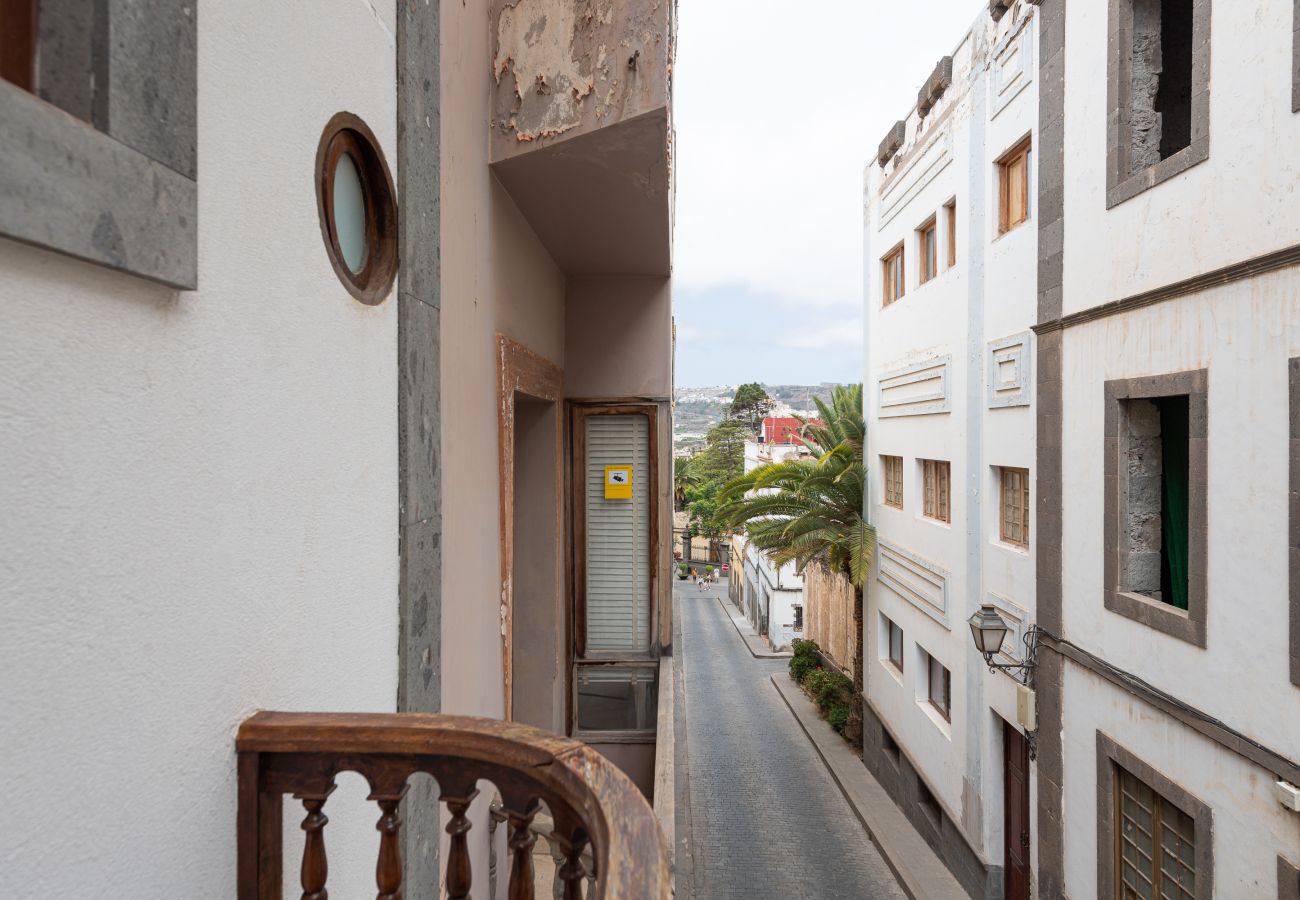 Apartamento em Arucas - HomeForGuest NUEVO Dúplex con Azotea junto a la Catedral de Arucas Apartamento em Arucas - HomeForGuest NUEVO Dúplex con Azotea junto a la Catedral de Arucas