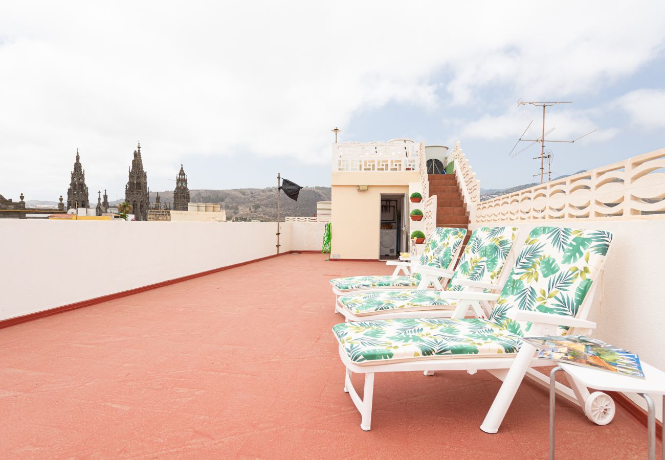 Apartamento em Arucas - HomeForGuest NUEVO Dúplex con Azotea junto a la Catedral de Arucas Apartamento em Arucas - HomeForGuest NUEVO Dúplex con Azotea junto a la Catedral de Arucas