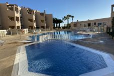 Apartamento em Granadilla de Abona - Amplio y luminoso Apartamento, Primer línea de Playa - HomeForGuest