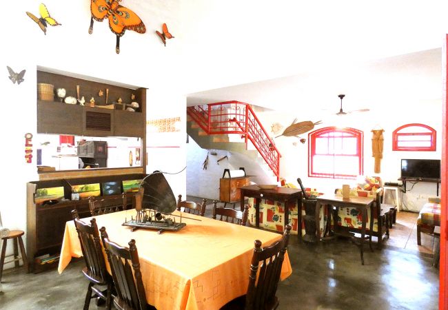 Casa em São Sebastião - Casa com lazer e WiFi a 100m da Praia de Guaecá/SP Casa em São Sebastião - Casa com lazer e WiFi a 100m da Praia de Guaecá/SP