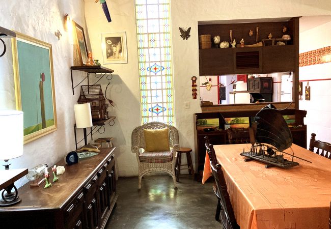 Casa em São Sebastião - Casa com lazer e WiFi a 100m da Praia de Guaecá/SP Casa em São Sebastião - Casa com lazer e WiFi a 100m da Praia de Guaecá/SP