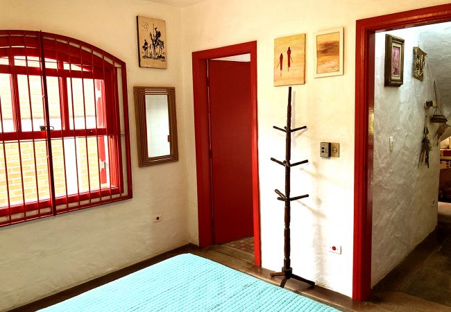 Casa em São Sebastião - Casa com lazer e WiFi a 100m da Praia de Guaecá/SP Casa em São Sebastião - Casa com lazer e WiFi a 100m da Praia de Guaecá/SP