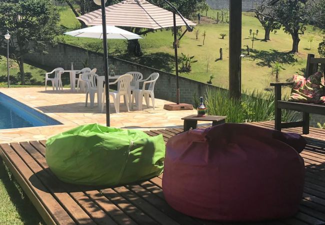 Casa em Campo Limpo Paulista - Chácara c WiFi, piscina,churrasq e salão de jogos Casa em Campo Limpo Paulista - Chácara c WiFi, piscina,churrasq e salão de jogos