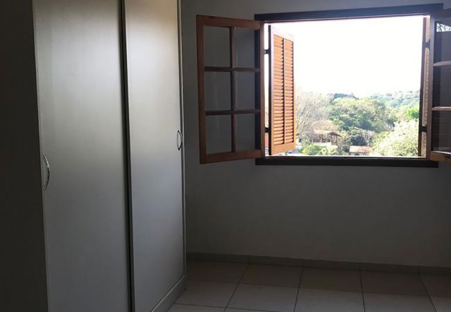 Casa em Campo Limpo Paulista - Chácara c WiFi, piscina,churrasq e salão de jogos Casa em Campo Limpo Paulista - Chácara c WiFi, piscina,churrasq e salão de jogos