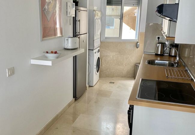 Apartamento em Las Palmas de Gran Canaria - HomeForGuest Apartamento cerca de las Canteras con Parking GRATIS Apartamento em Las Palmas de Gran Canaria - HomeForGuest Apartamento cerca de las Canteras con Parking GRATIS