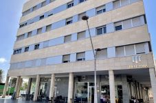 Apartamento em Las Palmas de Gran Canaria - HomeForGuest Apartamento cerca de las Canteras con Parking GRATIS