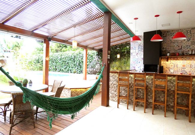 Casa em São Sebastião - Refúgio Perfeito: Conforto, Piscina e Praia! Casa em São Sebastião - Refúgio Perfeito: Conforto, Piscina e Praia!