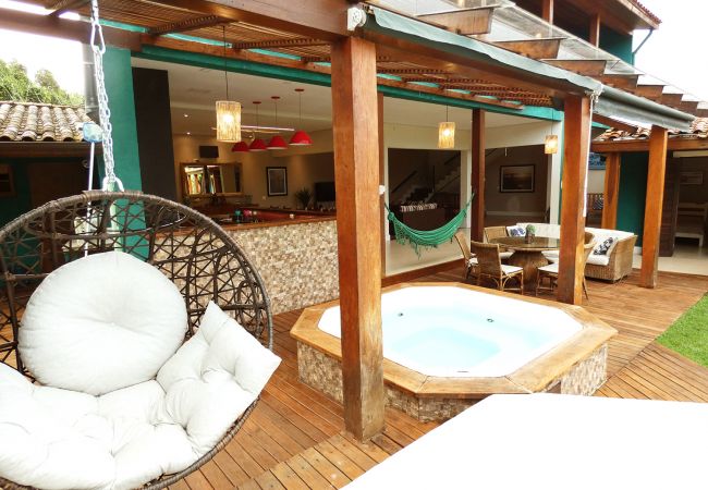 Casa em São Sebastião - Refúgio Perfeito: Conforto, Piscina e Praia! Casa em São Sebastião - Refúgio Perfeito: Conforto, Piscina e Praia!