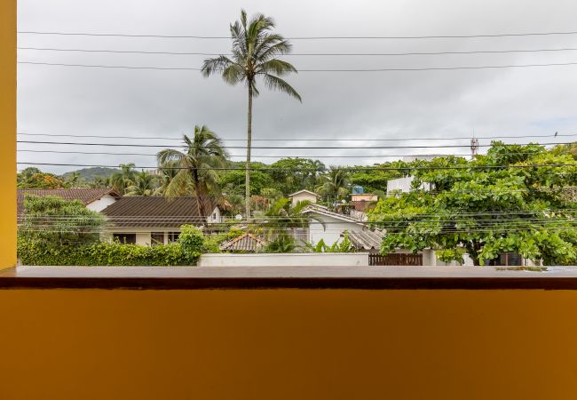 Casa em Guarujá - CASA PRAIA DE PERNAMBUCO A 100 MTS DA PRAIA Casa em Guarujá - CASA PRAIA DE PERNAMBUCO A 100 MTS DA PRAIA