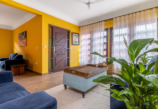 Casa em Guarujá - CASA PRAIA DE PERNAMBUCO A 100 MTS DA PRAIA Casa em Guarujá - CASA PRAIA DE PERNAMBUCO A 100 MTS DA PRAIA