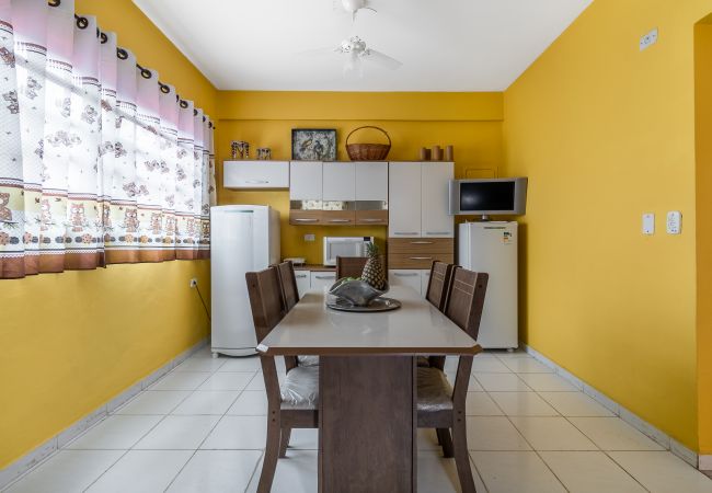 Casa em Guarujá - CASA PRAIA DE PERNAMBUCO A 100 MTS DA PRAIA Casa em Guarujá - CASA PRAIA DE PERNAMBUCO A 100 MTS DA PRAIA