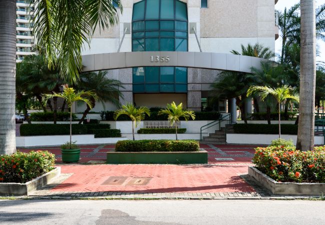 Quarto em Rio de Janeiro - Suíte, piscina e academia | BPremium Quarto em Rio de Janeiro - Suíte, piscina e academia | BPremium