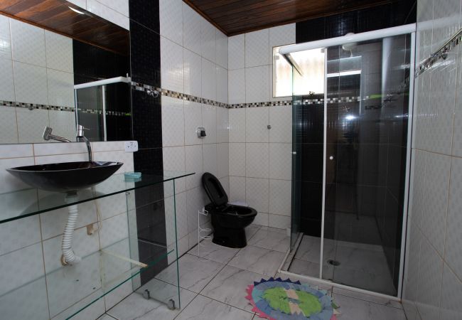 Casa em Ibiúna - Chácara c piscina, churrasqueira e Wi-Fi em Ibiúna Casa em Ibiúna - Chácara c piscina, churrasqueira e Wi-Fi em Ibiúna