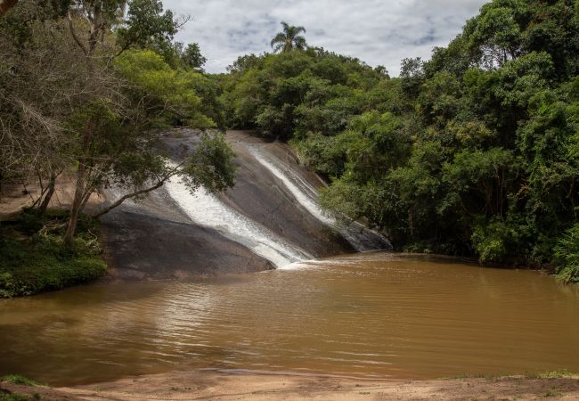 Casa em Ibiúna - Chácara c piscina, churrasqueira e Wi-Fi em Ibiúna Casa em Ibiúna - Chácara c piscina, churrasqueira e Wi-Fi em Ibiúna