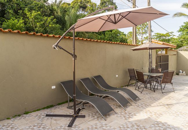 Casa em Itanhaém - Casa c Wi-Fi, piscina e churrasqueira em Itanhaém Casa em Itanhaém - Casa c Wi-Fi, piscina e churrasqueira em Itanhaém