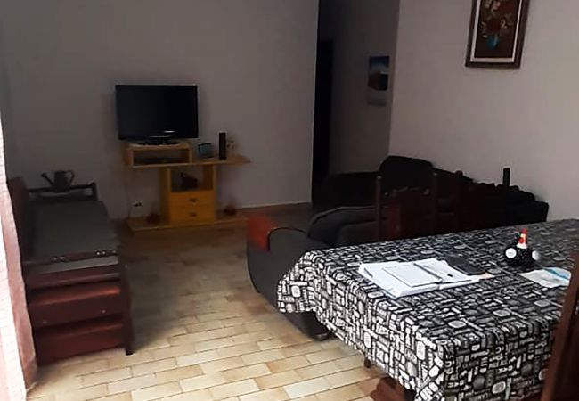Apartamento em Cabo Frio - Apto a menos de 10 minutos a pé da Praia do Forte Apartamento em Cabo Frio - Apto a menos de 10 minutos a pé da Praia do Forte