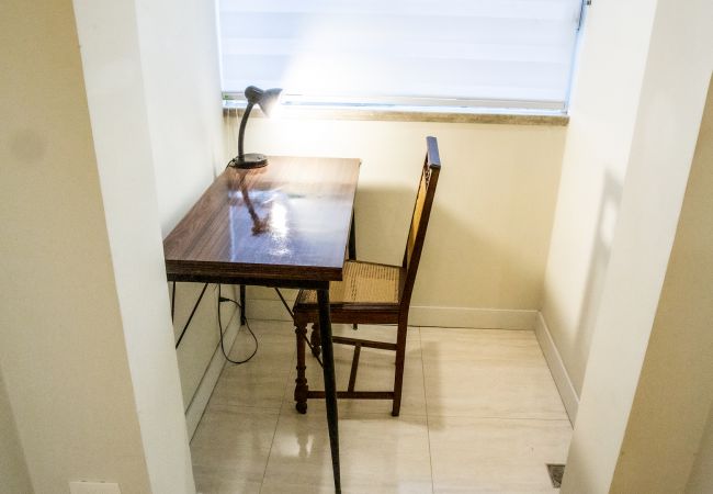 Apartamento em Rio de Janeiro - 5 minutos da Praia do Leblon | AP204 Apartamento em Rio de Janeiro - 5 minutos da Praia do Leblon | AP204