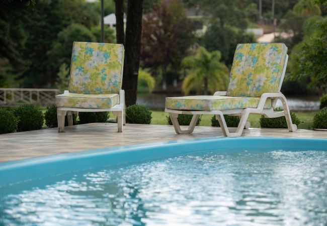 Casa em Campina Grande do Sul - Casa com Wi-Fi e lazer em Campina Grande do Sul Casa em Campina Grande do Sul - Casa com Wi-Fi e lazer em Campina Grande do Sul