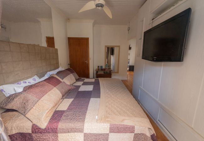 Casa em Campina Grande do Sul - Casa com Wi-Fi e lazer em Campina Grande do Sul Casa em Campina Grande do Sul - Casa com Wi-Fi e lazer em Campina Grande do Sul