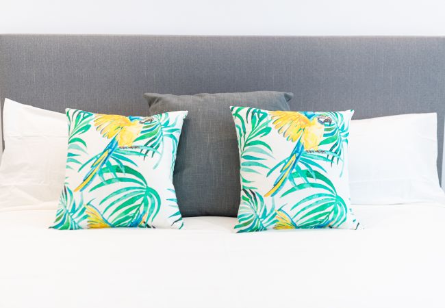 Apartamento em Las Palmas de Gran Canaria - HomeForGuest Acogedor apartamento junto a Las Canteras Apartamento em Las Palmas de Gran Canaria - HomeForGuest Acogedor apartamento junto a Las Canteras