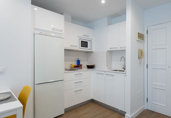 Apartamento em Las Palmas de Gran Canaria - HomeForGuest Acogedor apartamento junto a Las Canteras Apartamento em Las Palmas de Gran Canaria - HomeForGuest Acogedor apartamento junto a Las Canteras
