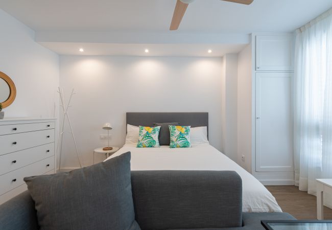 Apartamento em Las Palmas de Gran Canaria - HomeForGuest Acogedor apartamento junto a Las Canteras Apartamento em Las Palmas de Gran Canaria - HomeForGuest Acogedor apartamento junto a Las Canteras