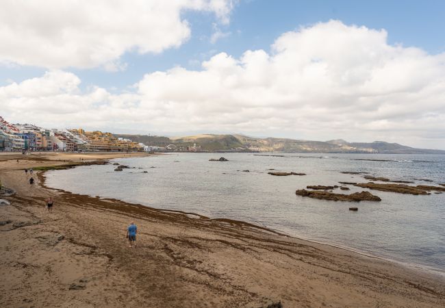 Apartamento em Las Palmas de Gran Canaria - HomeForGuest Acogedor apartamento junto a Las Canteras Apartamento em Las Palmas de Gran Canaria - HomeForGuest Acogedor apartamento junto a Las Canteras