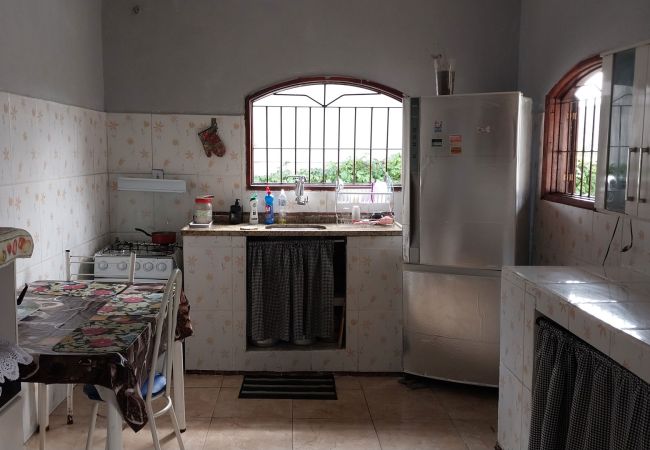 Casa em Saquarema - Casa com lazer e Wi-Fi perto da Lagoa de Saquarema Casa em Saquarema - Casa com lazer e Wi-Fi perto da Lagoa de Saquarema