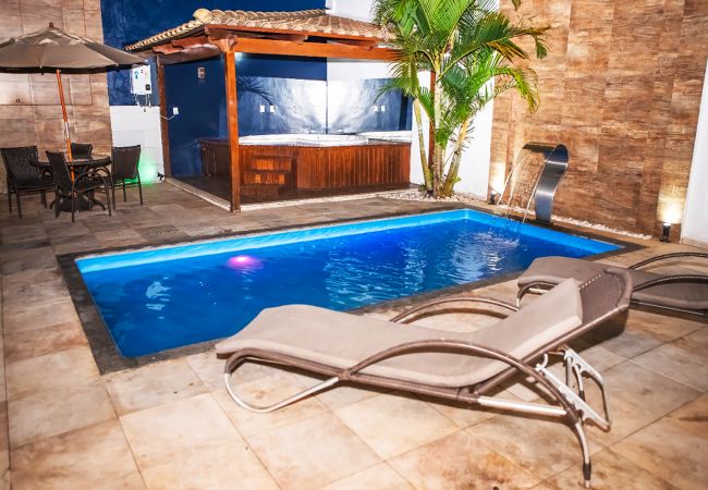 Casa em Divinópolis - Linda casa de alto padrão com Wi-Fi e lazer em MG Casa em Divinópolis - Linda casa de alto padrão com Wi-Fi e lazer em MG
