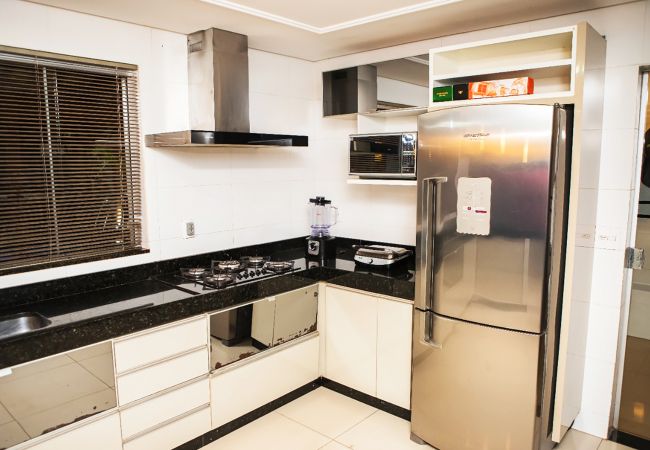 Casa em Divinópolis - Linda casa de alto padrão com Wi-Fi e lazer em MG Casa em Divinópolis - Linda casa de alto padrão com Wi-Fi e lazer em MG