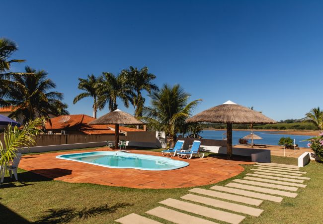 Casa em Carlópolis - Casa com Wi-Fi e lazer completo em Carlópolis/PR Casa em Carlópolis - Casa com Wi-Fi e lazer completo em Carlópolis/PR