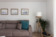 Apartamento em Los Cristianos - HomeForGuest Ático Cecilia con terraza y vistas al mar en Los Cristianos