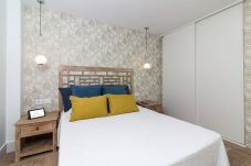Apartamento em Los Cristianos - HomeForGuest Ático Cecilia con terraza y vistas al mar en Los Cristianos