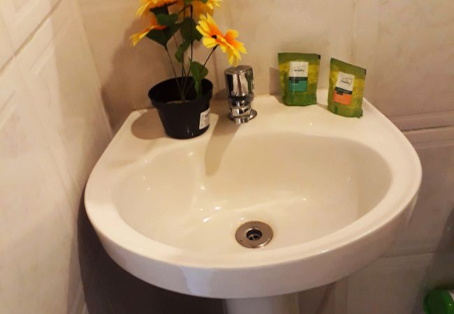 Apartamento em Paraty - Acolhedora suíte dentro de uma pousada em Paraty Apartamento em Paraty - Acolhedora suíte dentro de uma pousada em Paraty